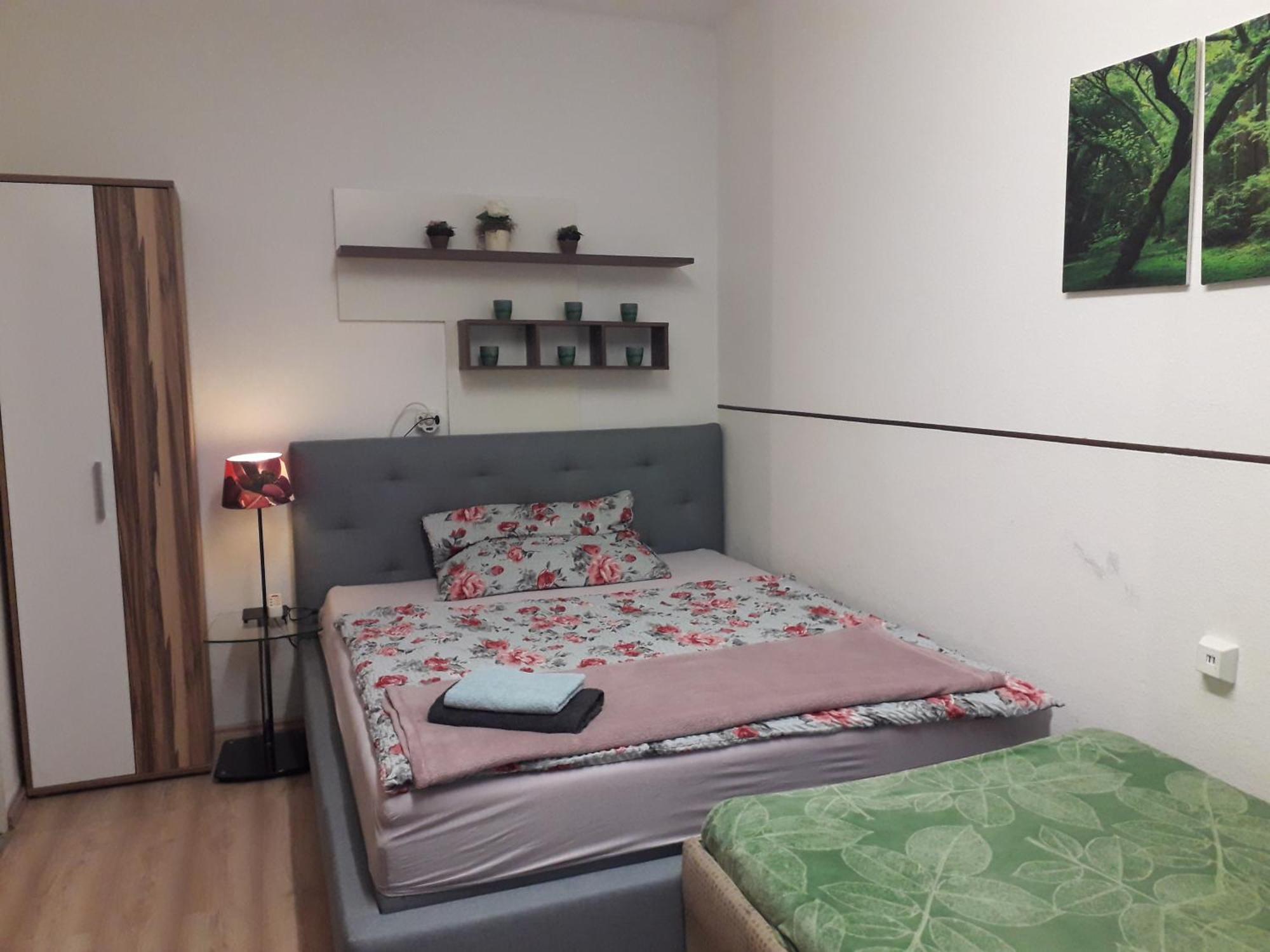 Apartment Ap 1 Im Zentrum Steyr, Bestrooms Eu Exterior foto